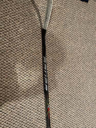 Senior Right Handed Vapor X2.7  Hockey Stick