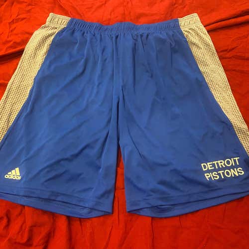 Detroit Pistons Team Issued NBA Blue Adult XXL Adidas Shorts