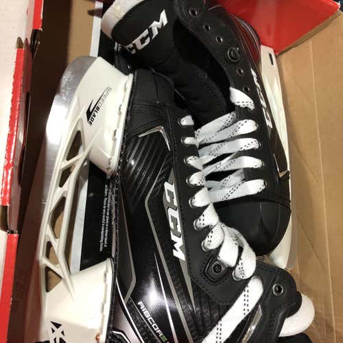 CCM Ribcore 70K Size 9.5 Custom Skates