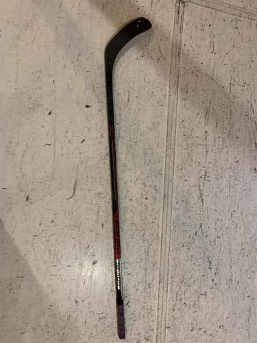 Junior Left Hand Nexus 2N Pro Mid Pattern Hockey Stick