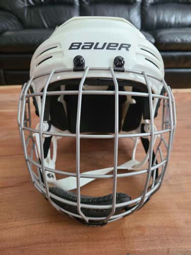 White New Large Bauer 2100 Helmet Combo