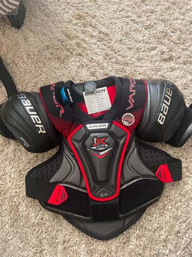 Senior Small Bauer Vapor 1X  Shoulder Pads