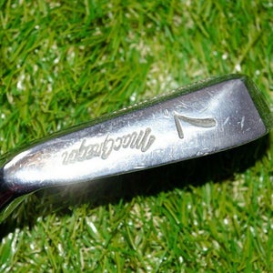 Macgregor 	Ambassador 	7 Iron 	Right Handed 	36.5"	Steel 	Regular 	New Grip