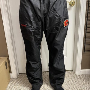 New Calgary Flames Reebok Center Ice Collection Pants