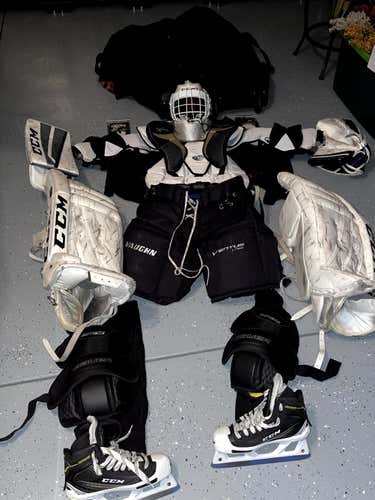 Used 32" CCM Regular Goalie Full Set