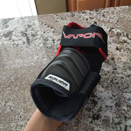 Senior Small Bauer Vapor 1X Lite  Elbow Pads