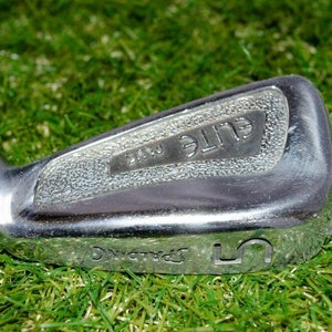 Spalding 	Elite Plus 	5 Iron 	Right handed 	38.25"	Steel 	Medium 	New Grip