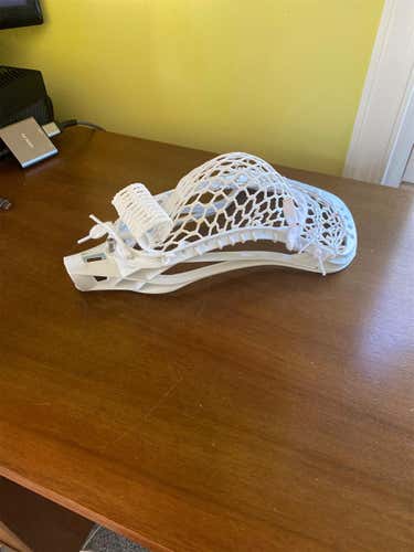 White New Attack & Midfield Strung CEO Head