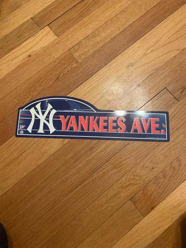 Yankees Ave Sign