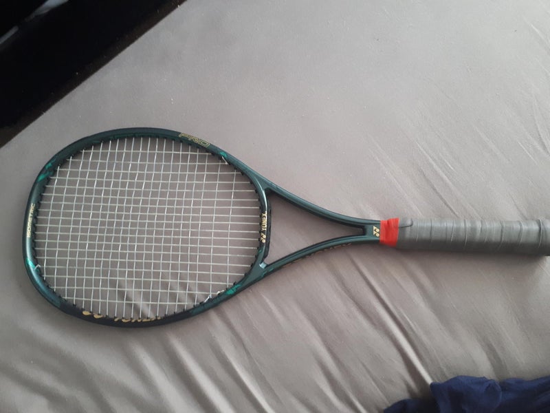 YONEX Vcore Pro 97 HD Tennis Racquet