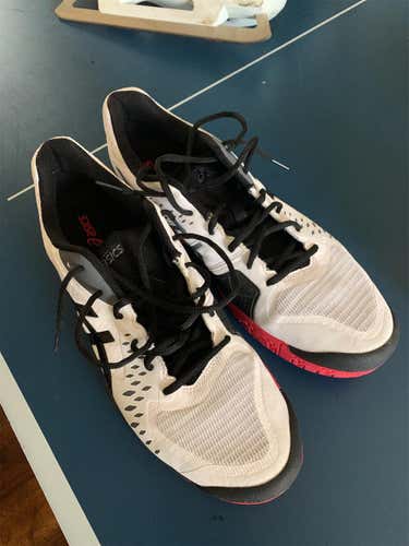 Men's Size 14 (Women's 15) Asics Tennis Shoes