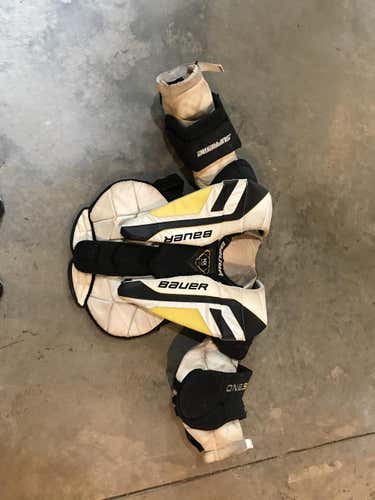 Used Intermediate Large Bauer One.9 Goalie Chest Protector
