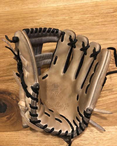 High School/College Infield Heart of the Hide 11.5" Baseball Glove