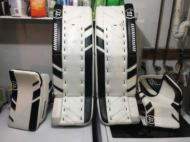 34+1.5 Warrior G3 Used Senior Leg Set With New G3 Pro gloves