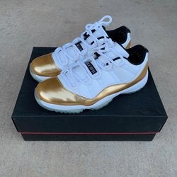 Jordan 11 Retro Low Closing Ceremony sz 10.5