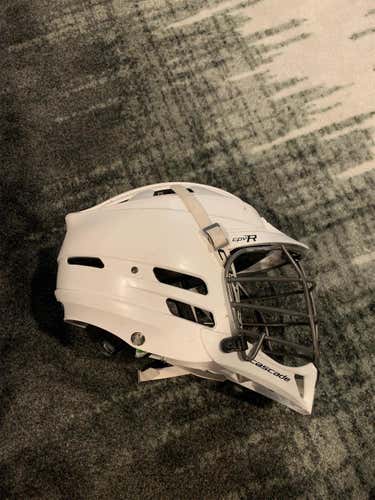 White Youth L Cascade CPV-R Helmet