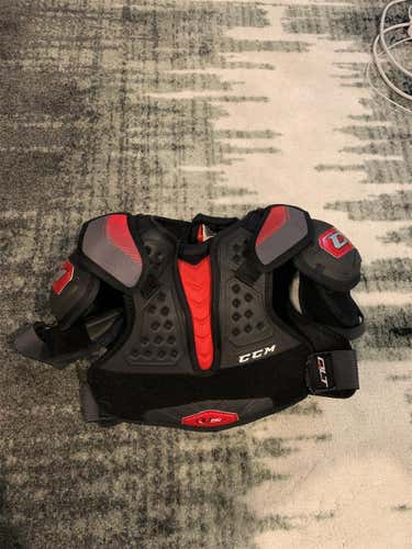 Junior Small CCM QLT290 Shoulder Pads