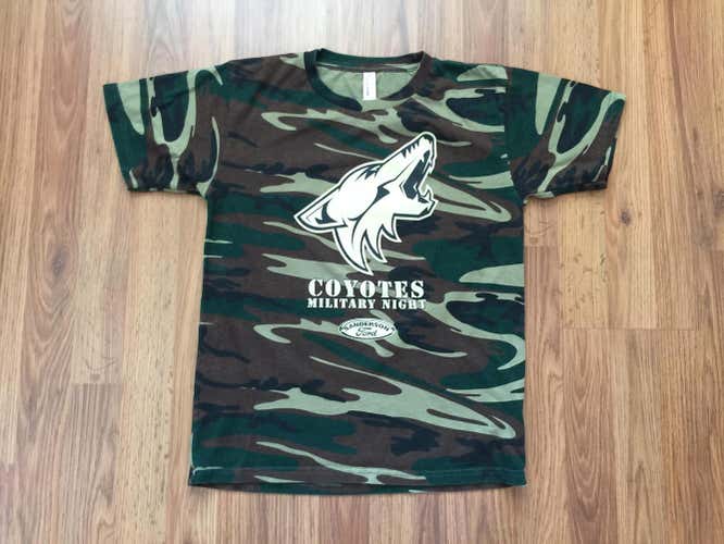 Arizona Coyotes NHL Hockey SALUTE TO SERVICE CAMO Kids Size Large T Shirt!