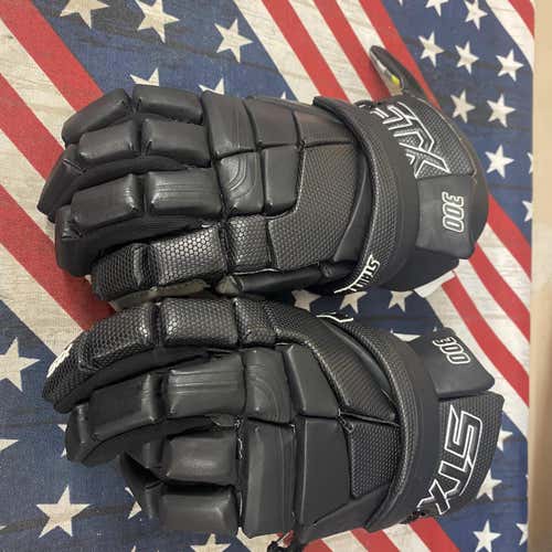 Barely Used Black STX Stallion 300 13" Lacrosse Gloves-154458