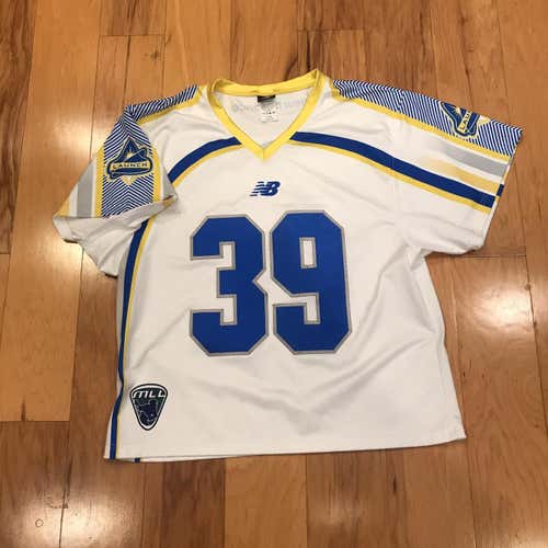 White Adult Large New Balance Jersey