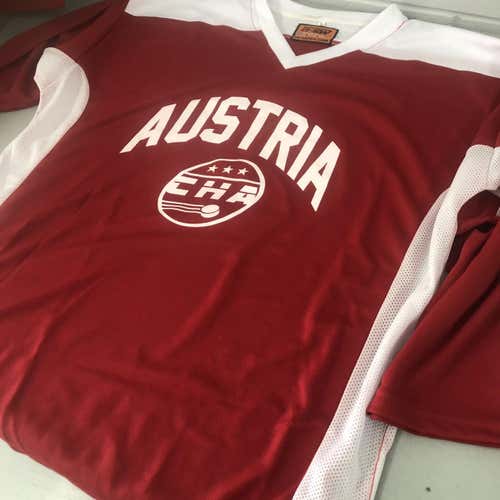 Team Austria Adult Large Jerseys