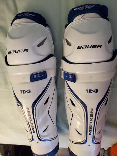 Used Senior Bauer Nexus 1N Shin Pads