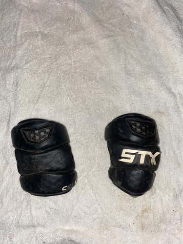Used Medium STX Cell III Arm Pads