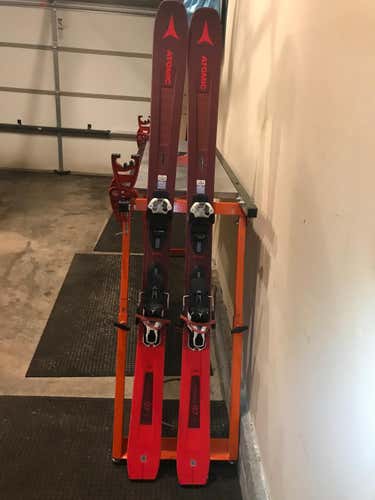 Used Unisex 2020 Atomic All Mountain Vantage 97 ti Skis With Bindings Max Din 13