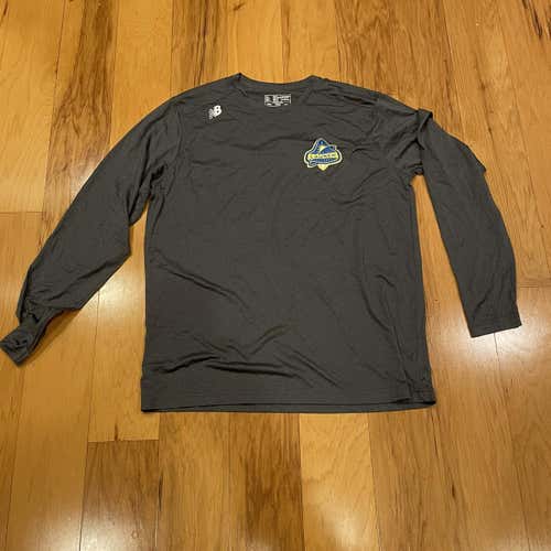 Gray Adult XL New Balance Shirt