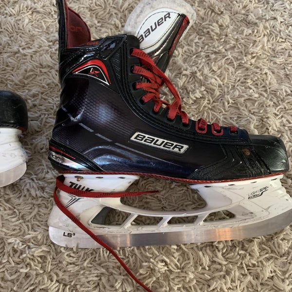 Senior Bauer Vapor 1X Regular Width Pro Stock Size 8 Hockey Skates