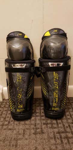 Used Junior Bauer Supreme 1S Shin Pads