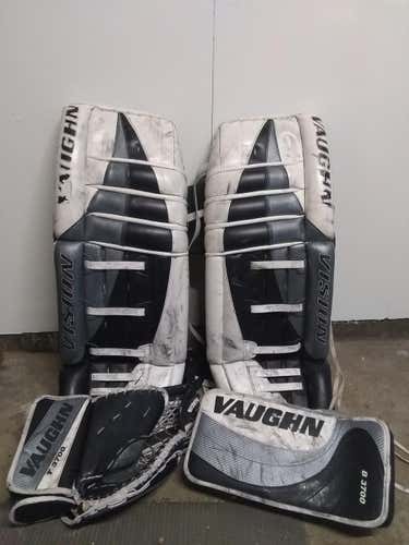 Used Senior 35" Vaughn Full Right Goalie Full Set