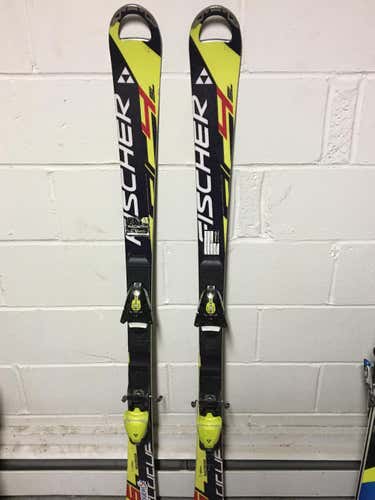 Used 2014 Fischer RC4 World Cup SL Race Skis 150cm Fischer Bindings Max DIN 9