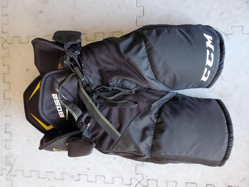 Black Used Junior Small CCM Tacks 6052 Hockey Pants
