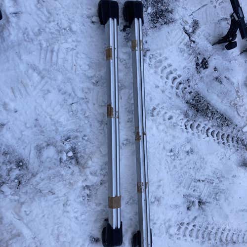 Silver Used Thule