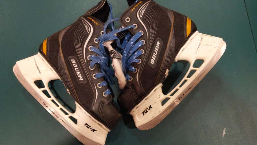 Bauer Supreme One20 Hockey Skates Regular Width Size 4