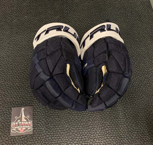 New Winnipeg Jets 15”True Xc9 Pro Stock Gloves