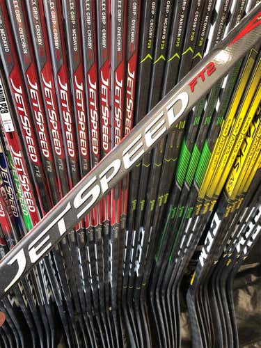 Junior Right Handed JetSpeed FT2 Mid Pattern Hockey Stick