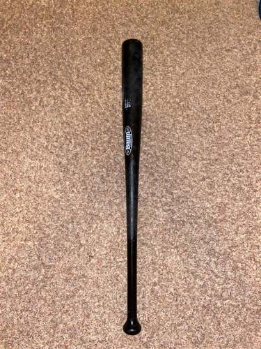 Baum Bat HOT NEEDS TO GO