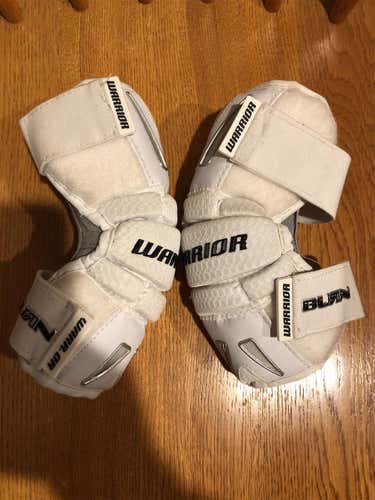 Used Youth Warrior Burn Arm Pads