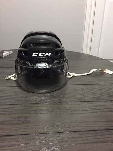 Black Used Medium CCM Vector V10  Helmet