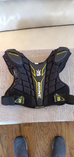 Used Youth Brine Clutch Shoulder Pads