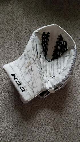 White Used Senior CCM Regular Extreme Flex II 760