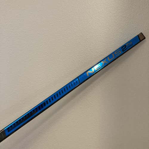 Senior Right Handed Nexus 2N Pro Toe Pattern  Hockey Stick