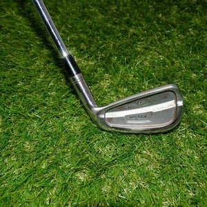 Titleist	735-CM	6 Iron	Right Handed	38"	Steel	Stiff	New Grip