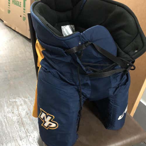 Nashville Predators Senior Medium CCM HP45 Pro Stock Hockey Pants