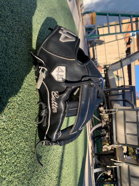 Black New Infield Signiture Series 12" Baseball Glove