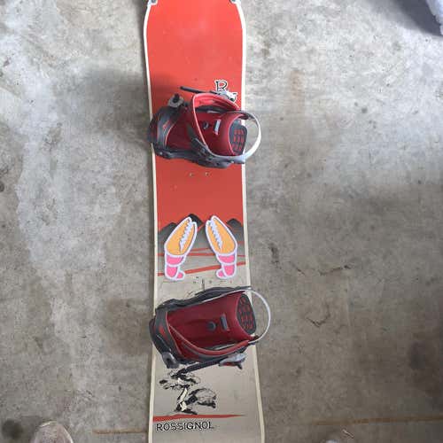 Used Rossignol Snowboard with bindings 136cm