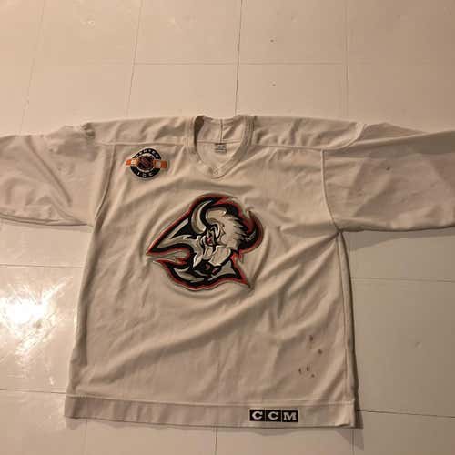 Buffalo Sabres White Adult XL CCM Practice Jersey