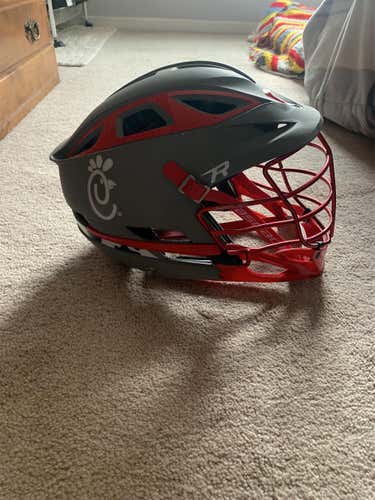 Gray Adult Player's Cascade R Helmet